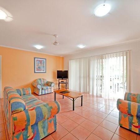 At Beach Court Holiday Villas Эйрли-Бич Экстерьер фото