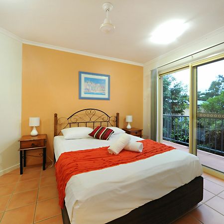 At Beach Court Holiday Villas Эйрли-Бич Экстерьер фото