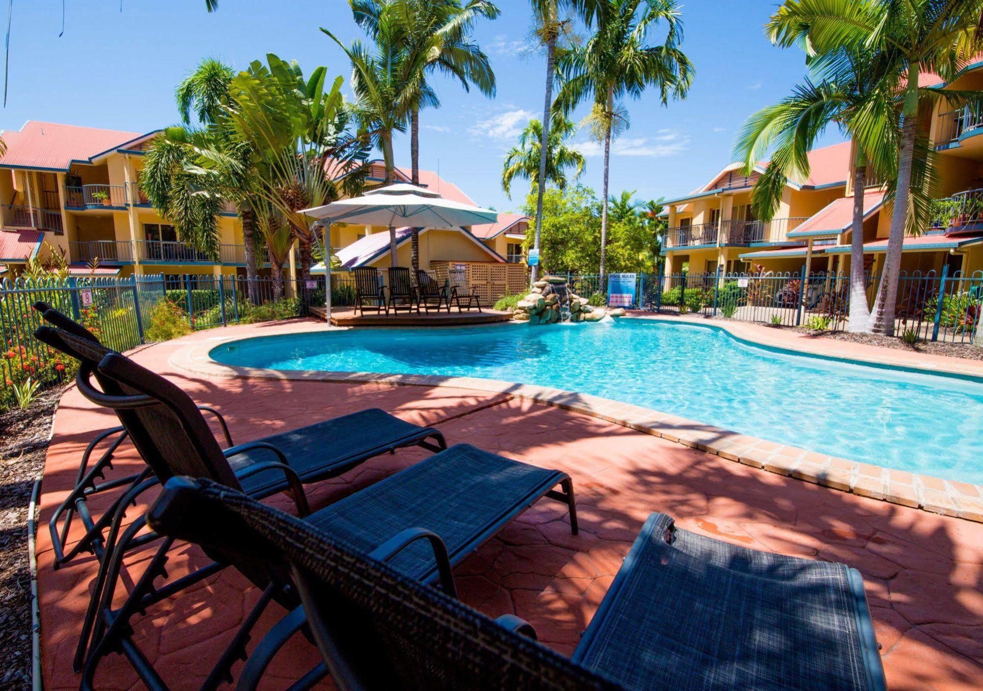 At Beach Court Holiday Villas Эйрли-Бич Экстерьер фото